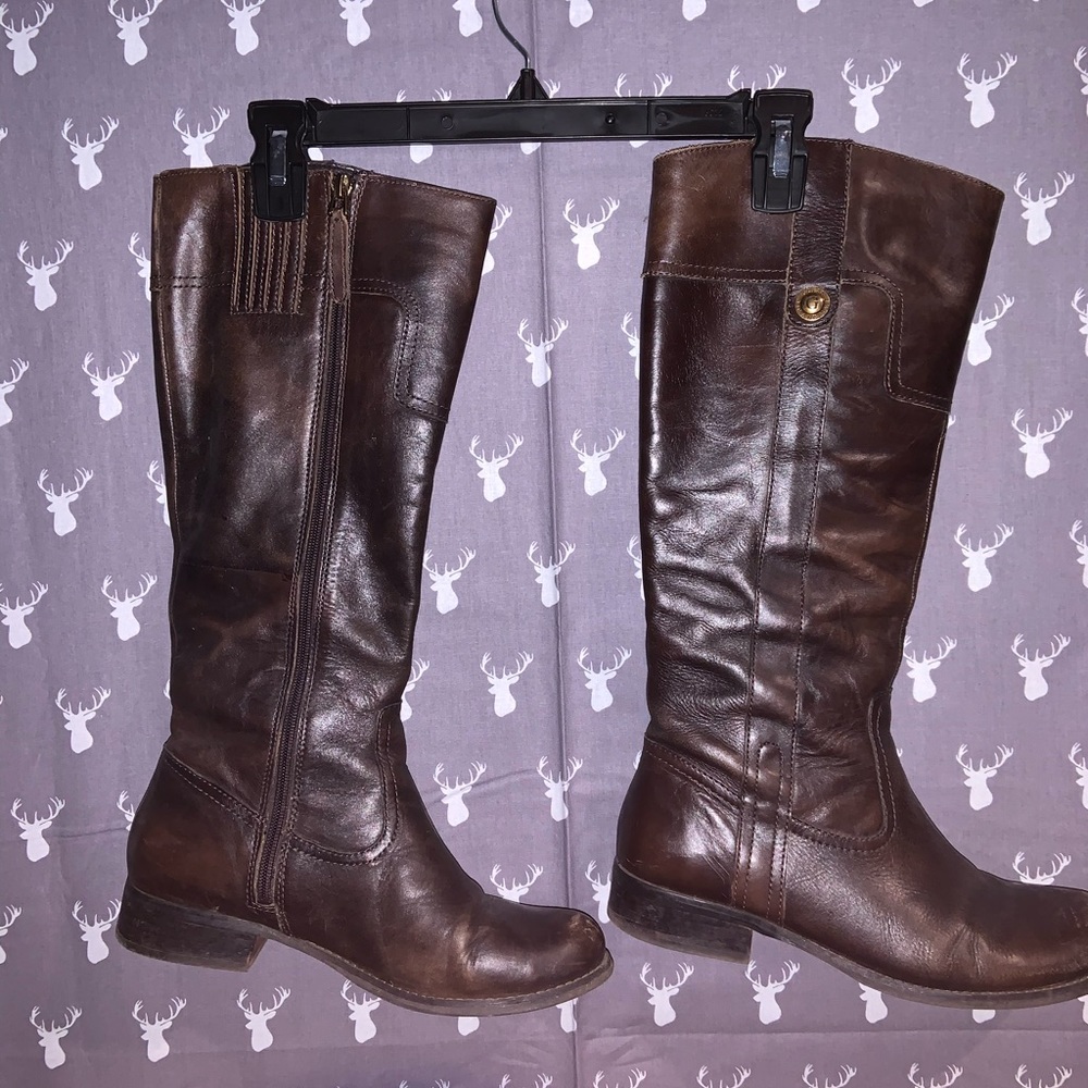 Guess boots